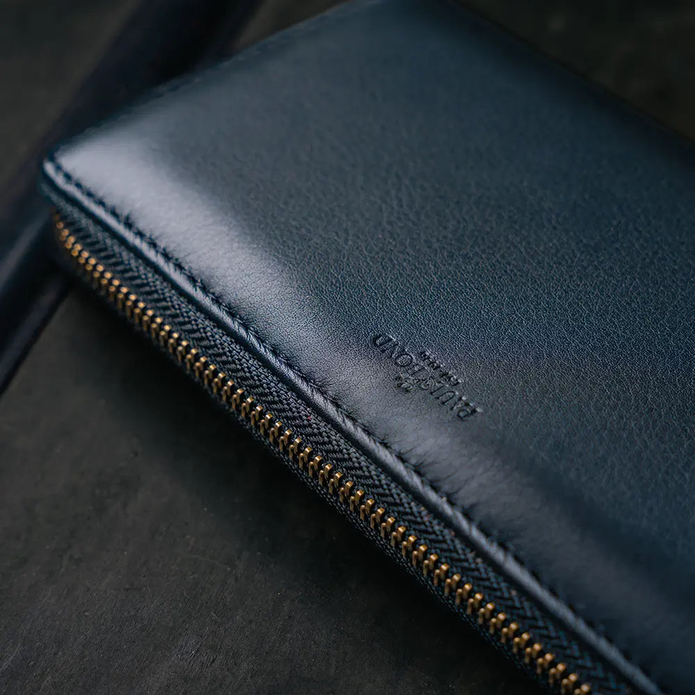 Women's Wallet | Natural Grain Calfskin Leather | Obsidian